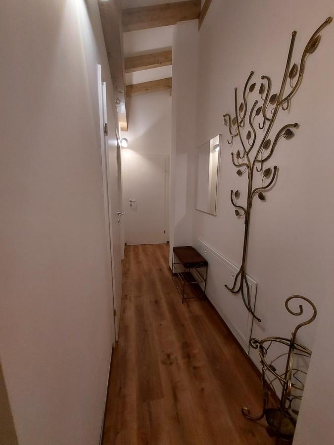 Auszeit Steiraland Penthouse 9 Mit Grossen Balkon Und Parkplatz Apartman Leoben  Kültér fotó