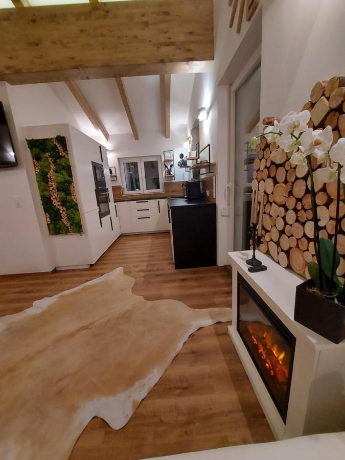 Auszeit Steiraland Penthouse 9 Mit Grossen Balkon Und Parkplatz Apartman Leoben  Kültér fotó
